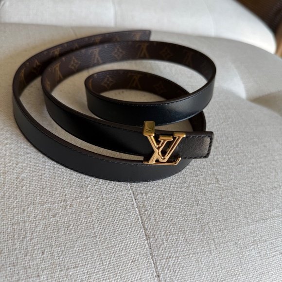 Louise Vuitton Iconic 25 mm Reversible Belt (Brand New) - Picture 3 of 14